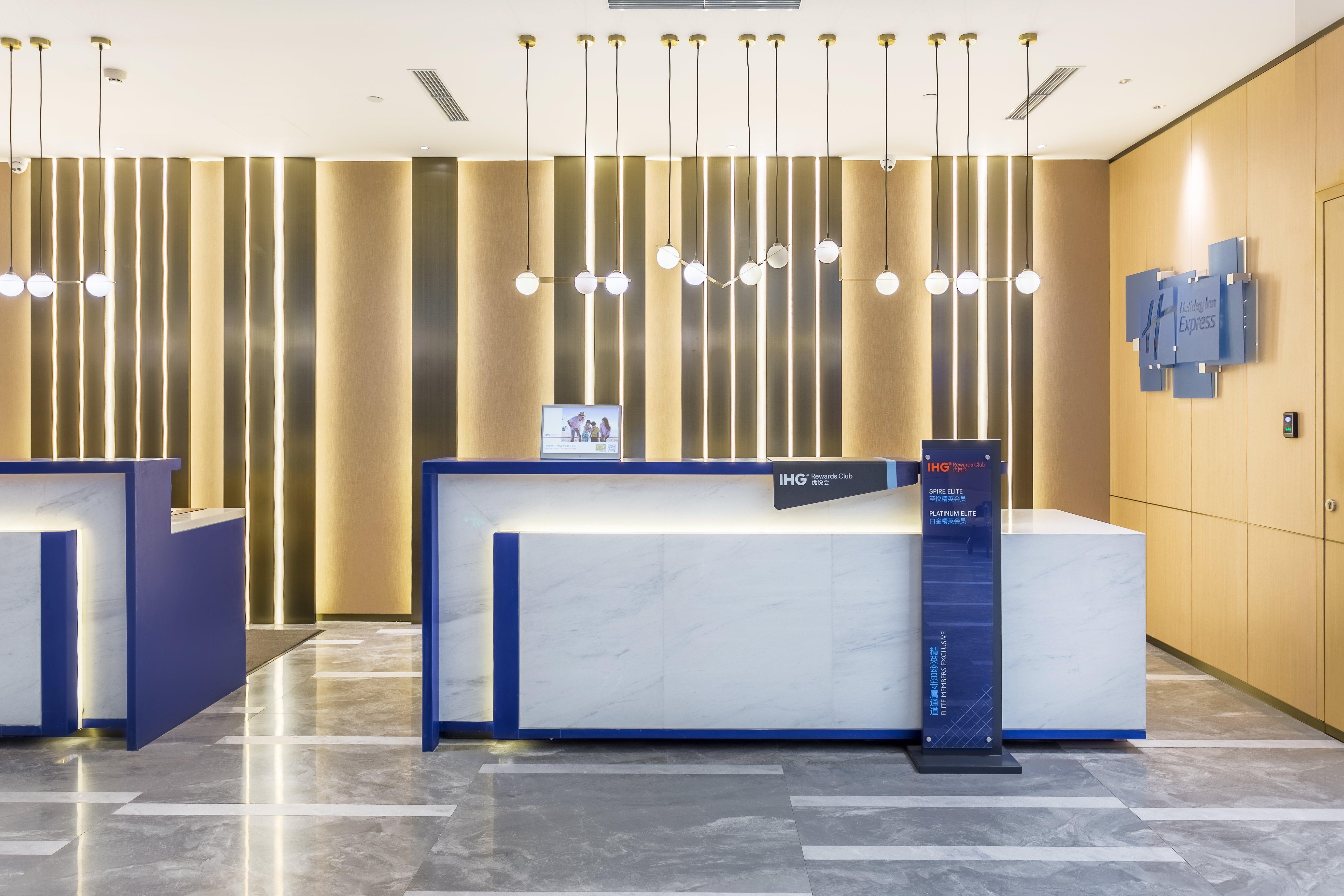 Holiday Inn Express Xi'An Ancient Town West By Ihg Exteriör bild